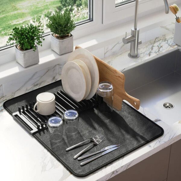 Umbra Udry Microfibre Drying Mat with Rack - Black (24x18") Umbra Udry Microfibre Drying Mat with Rack - Black (24x18")