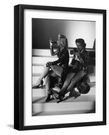 Marilyn Monroe and Jane Russell During a Break While Filming "Gentlemen Prefer Blondes" - Black Framed Art Print Wall Art, 12x16