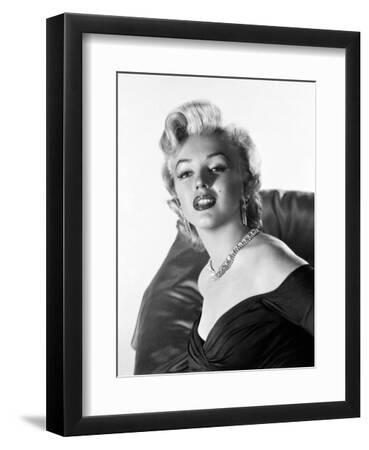 Marilyn Monroe - Black Framed Art Print Wall Art, 9x12