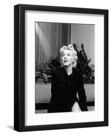 Marilyn Monroe - Black Framed Art Print Wall Art, 9x12