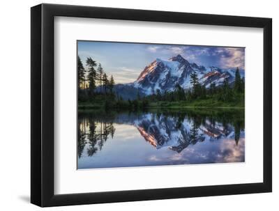 Sunrise on Mount Shuksan - Black Framed Art Print Wall Art, 12x8
